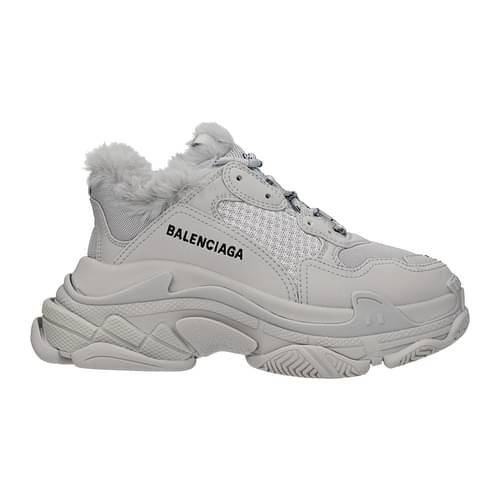 Tag det op Søjle storm Balenciaga Sneakers triple s Women 668562W3CQ51210 Fabric 626,5€