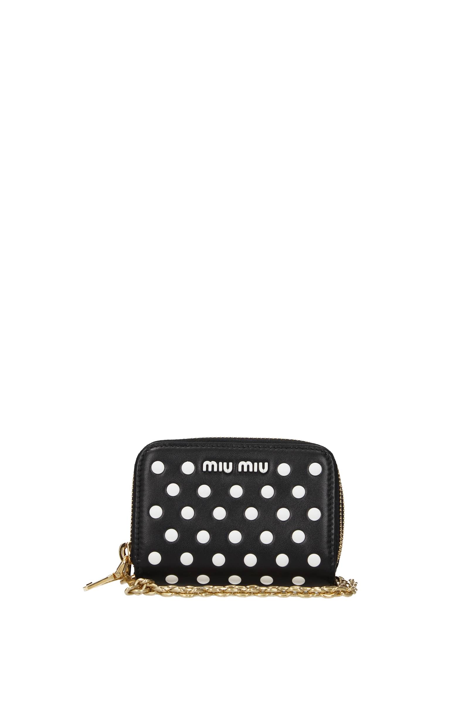 Miu Miu sales in the B exit outlet discounted shoes and accessories