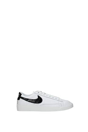 Nike Sneakers blazer low Femme Cuir Blanc Noir
