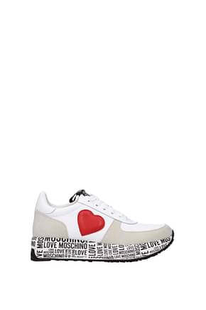 Love Moschino أحذية رياضية نساء جلد أبيض أحمر