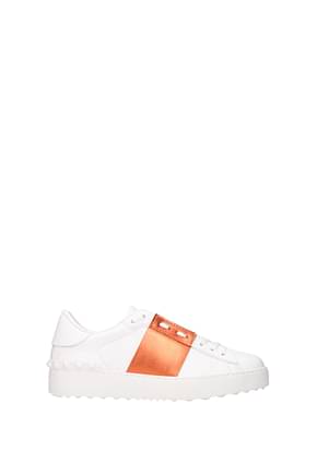 Valentino Garavani Sneakers Femme Cuir Blanc Orange Fluo