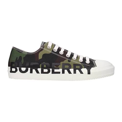 Burberry Sneakers Men 8041895 Fabric 205,8€