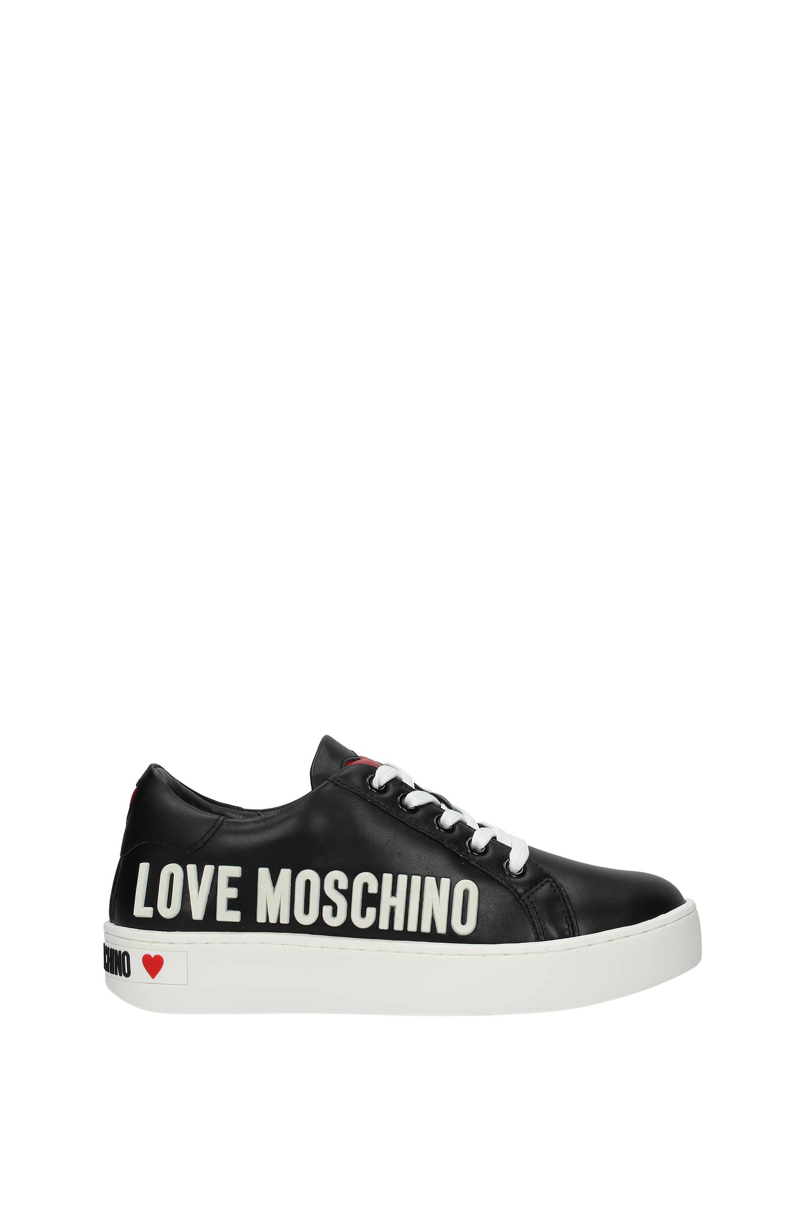 Sneakers Love Moschino: saldi extra fino al 60% | B-Exit